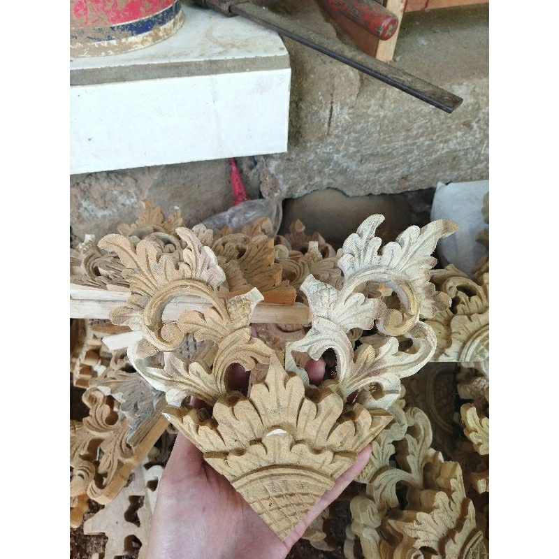 ornamen ukiran sudut tempel pintu/tempel kusen/tempel almari/ornamen dekorasi dari kayu jati