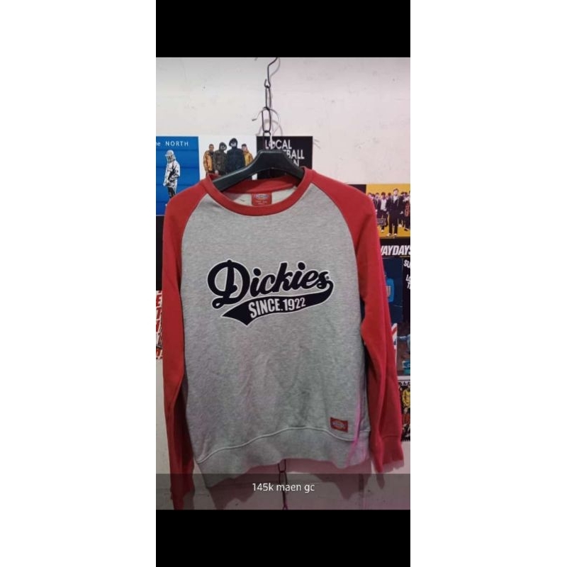 hodie Dickies velvet  merah