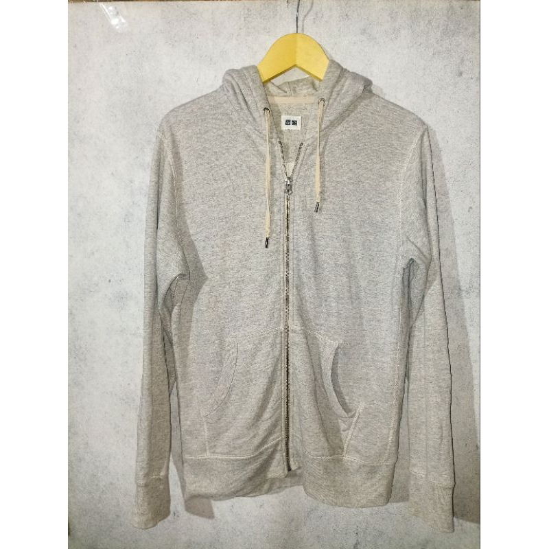 Hoodie Zipper Uniqlo Abu