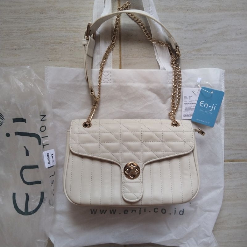 preloved tas slempang enji gomin shoulder bag ivory