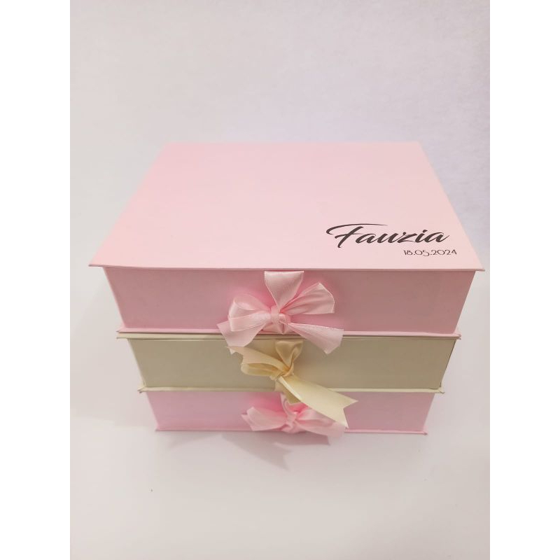 

custombox bridesmaid 25x20x6cm box kado tempat kain