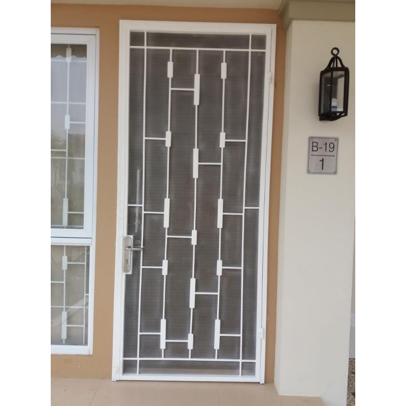 Pintu Teralis Kasa Nyamuk