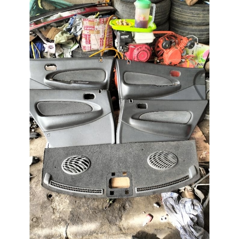 Doortrim Deck Mazda 323 Familia