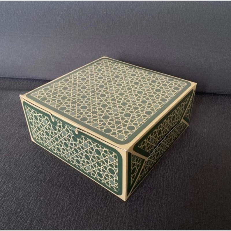 

cake box dus bolu kue hijau gold kotak 22 x 22