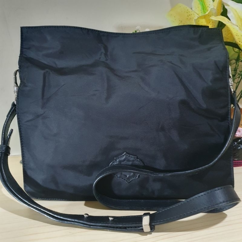 Tas Sling bag Nylon Oryany Preloved