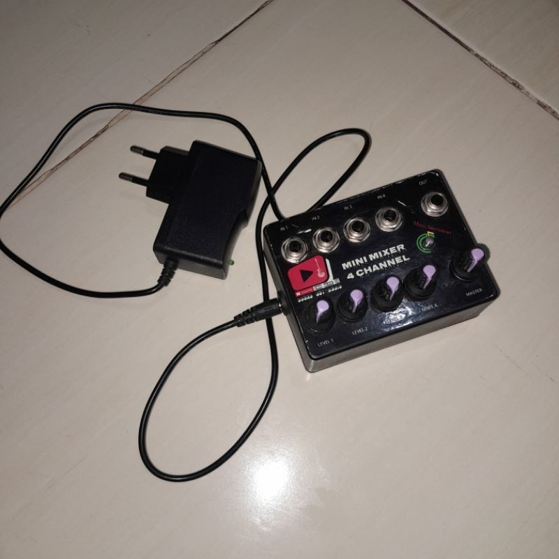 Mini Mixer Audio 4 channel custom bekas