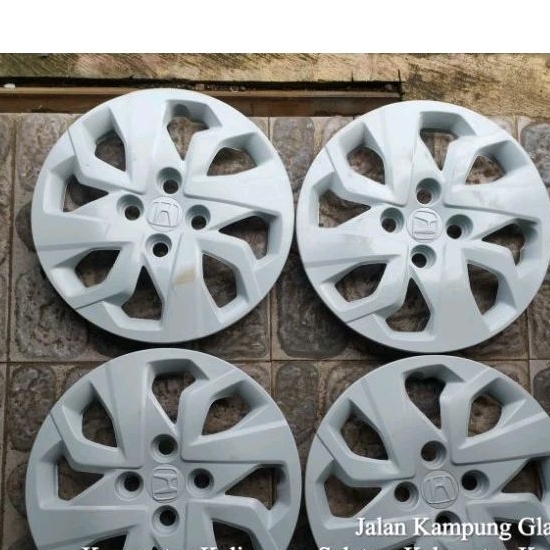 wildop/ weldop/wheldoop/tutup velg /dop brio new ring 14 harga untuk 1 set udah sama lis wildop