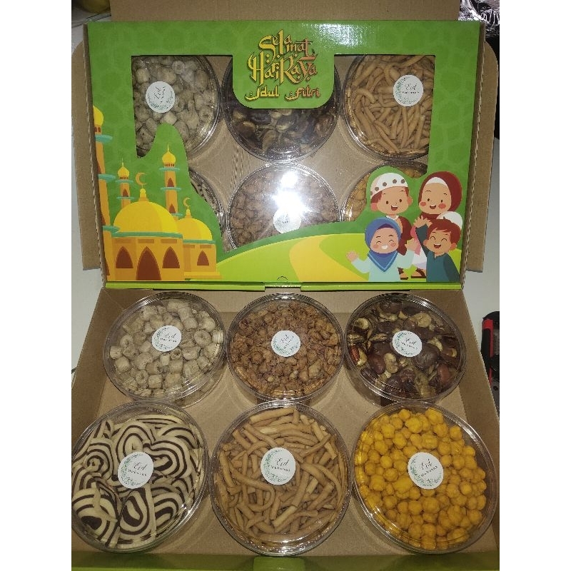 

Paket Lebaran isi Kacang dan Snack kualitas super isi 6 toples