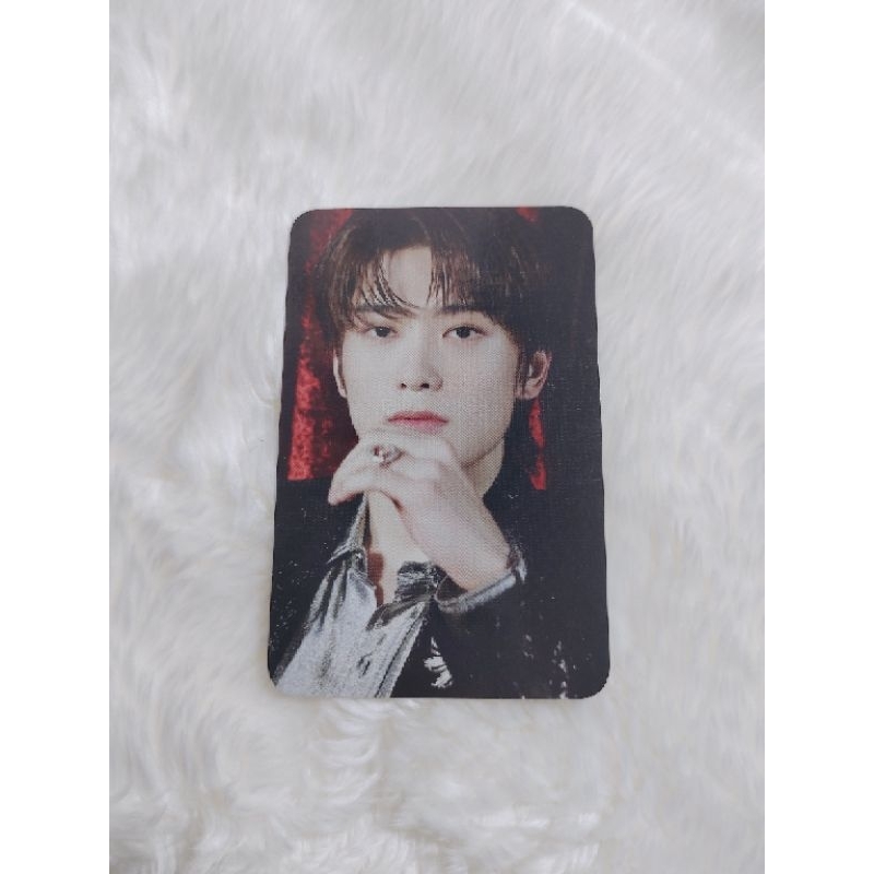 

Jaehyun the castle LG U+ idol live special event Xr live frame pocket limited (hanya di produksi 1000pcs )