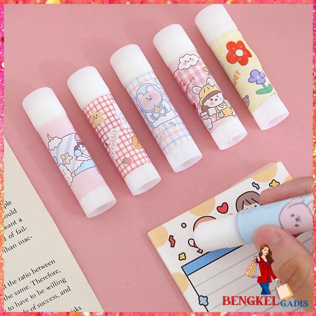 

BG Lem Perekat Kertas Padat Glue Stick Lem Stik Batang Putar Sekolah Kantor Motif Korea Lucu