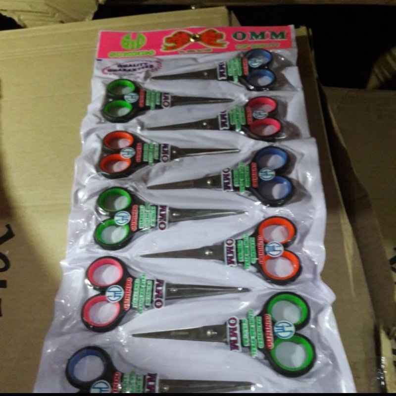 

Gunting GUNINDO OMM / Gunting ukuran Sedang