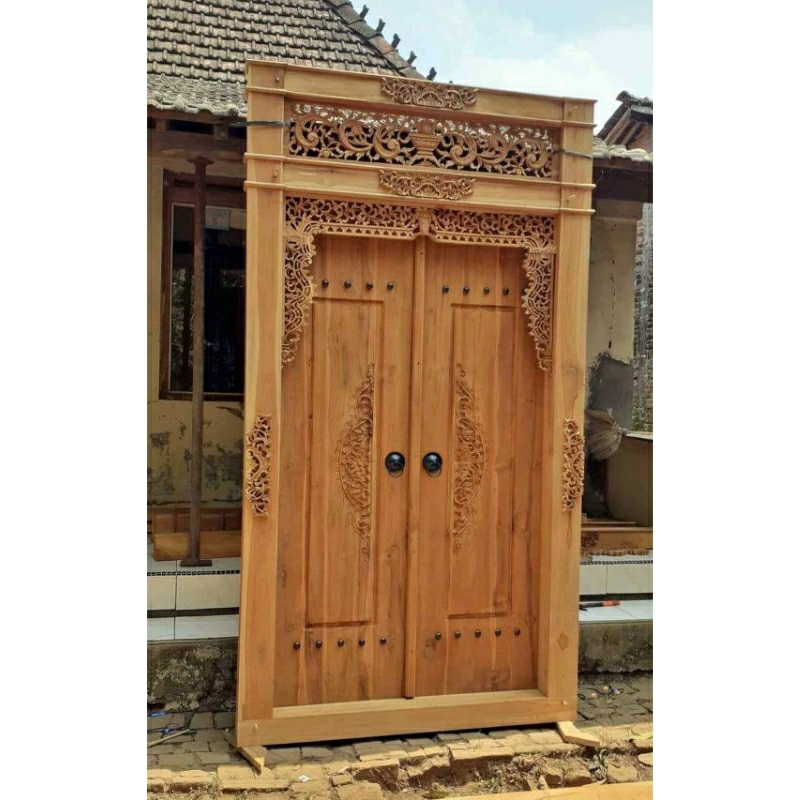 Pintu gebyok minimalis/pintu jati ukir Jepara