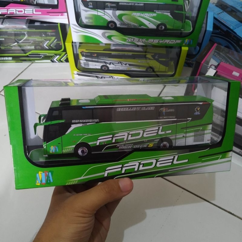 Miniatur Bis Kertas Papercraft Bus MSM Asyrof "MAUDI" skala 1:64