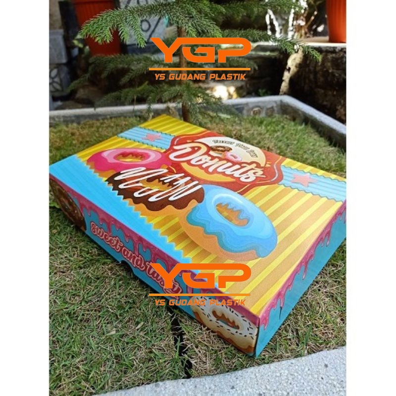 

KARDUS / DOS DONAT MINI ISI 12 / BESAR ISI 6. KARDUS DONAT 10 PCS