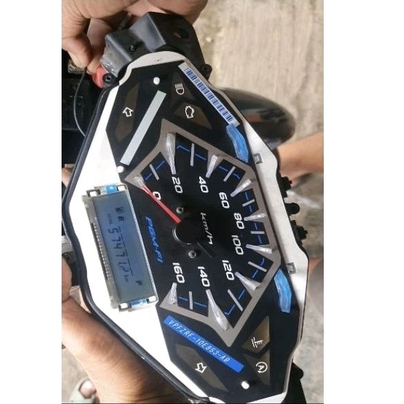 SPEEDOMETER VARIO 125 150 LED OLD