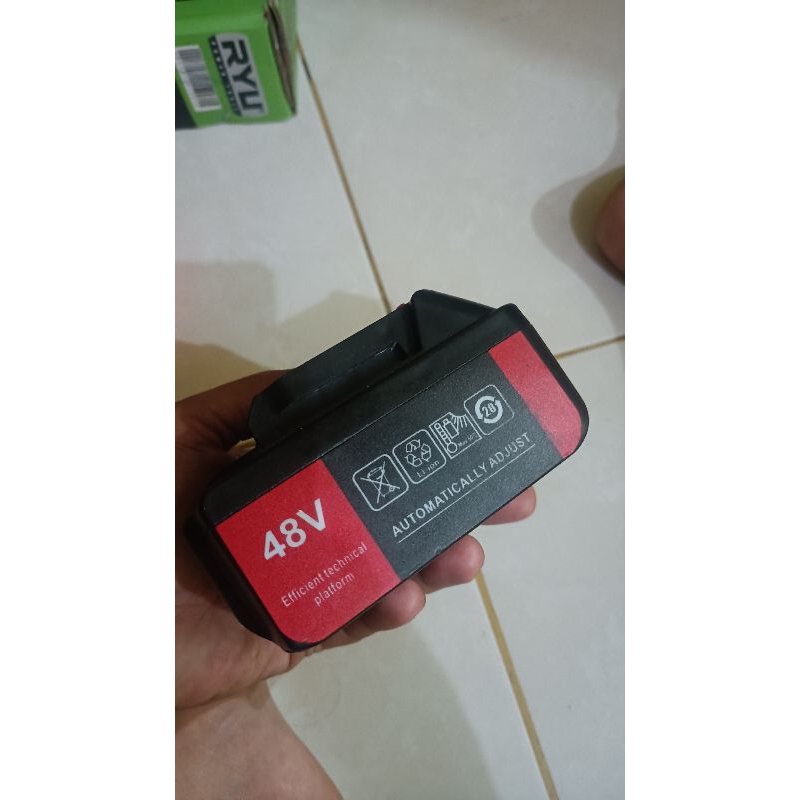 Baterai Ori 48Vf dari Uchiha Impact Wrench 48Vf New