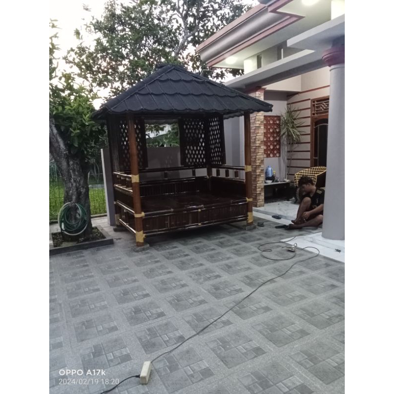 saung gajebo