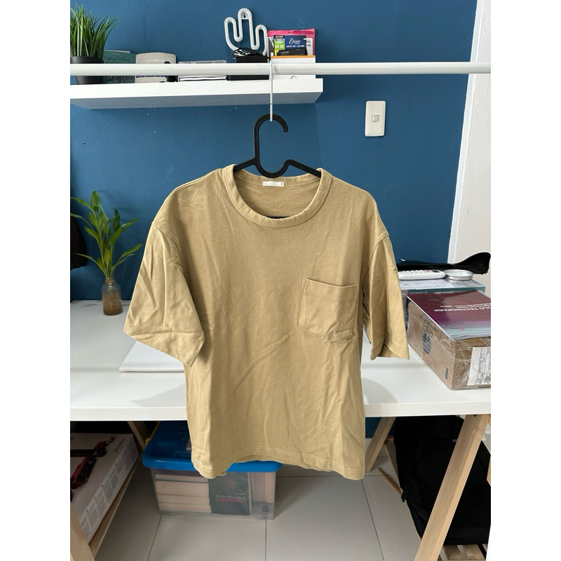 Kaos Oversize GU Uniqlo