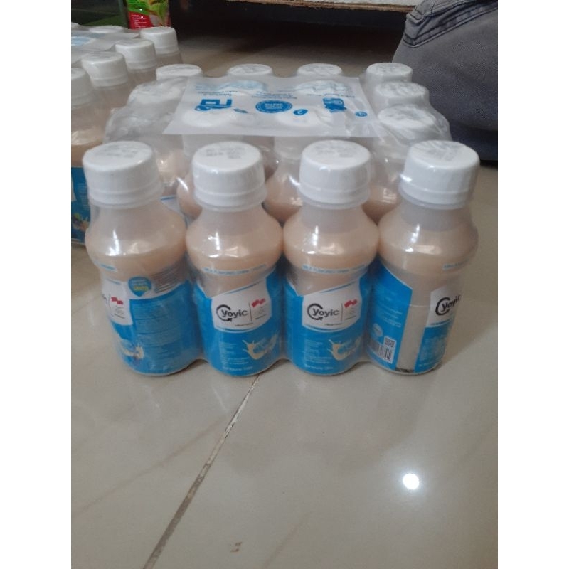 

minuman yoyic isi 16 botol