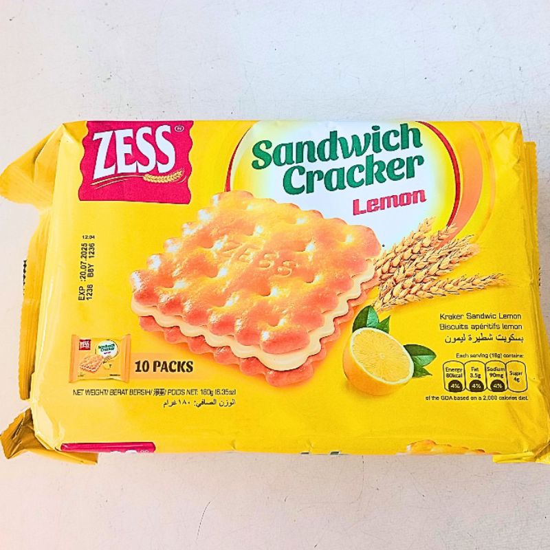 

Sandwich Cracker Lemon / Kraker Sandwich Lemon merek ZESS isi 10 Bungkus