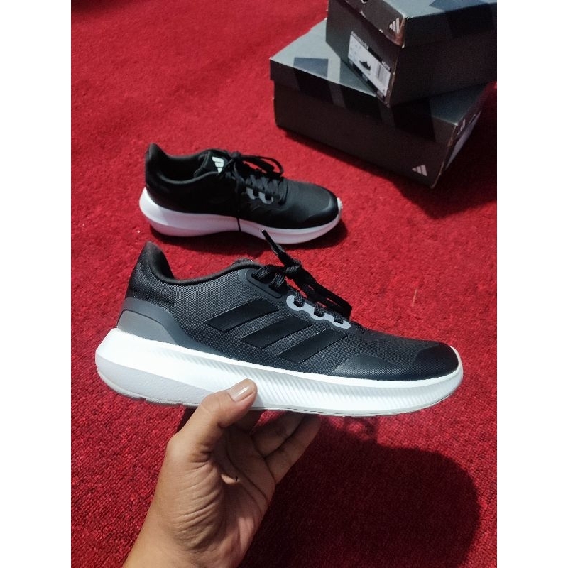 Sepatu Running Sekolah Casual Anak atau wanita Adidas Runfalcon 3.0 TR Black white