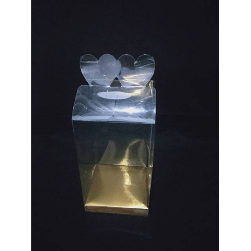 Mika Souvenir 8x3x15