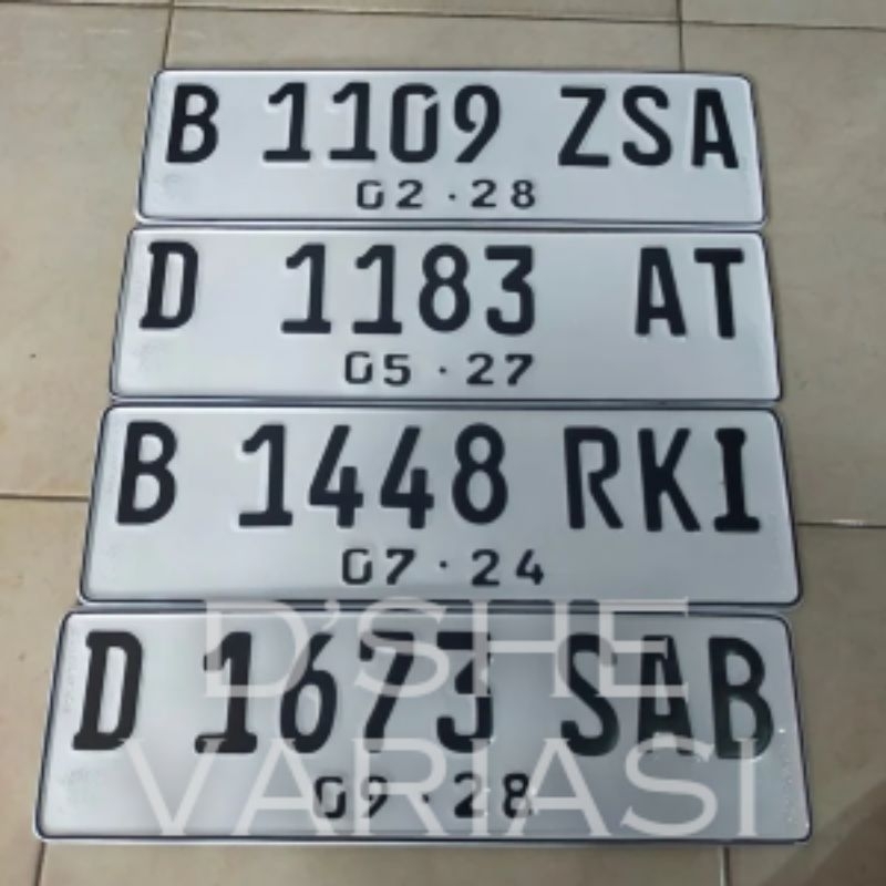 Plat nomor mobil dasar putih font baru cutting stiker rapih