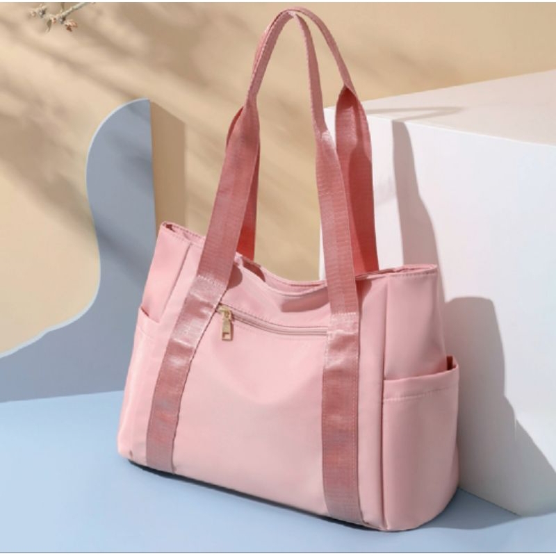 Tas wanita cantik untuk kuliah kerja travelling jalan jalan tas ukuran besar tas olahraga tas travel