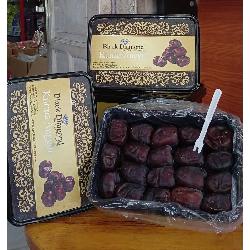 

KURMA ANGGUR BLACK DIAMOND