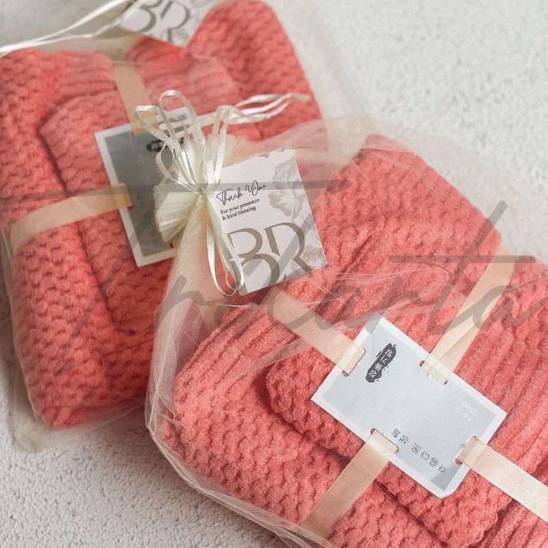 Handuk 2 in 1 Souvenir Hampers Packing Kain Tile