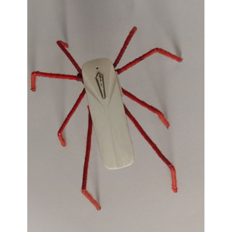 Robot Spiderman bisa bergerak elektronik