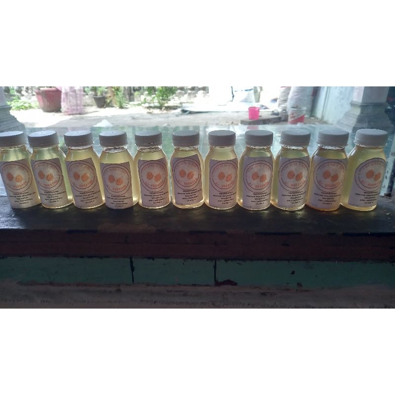 

minyak kelapa/kepentik asli