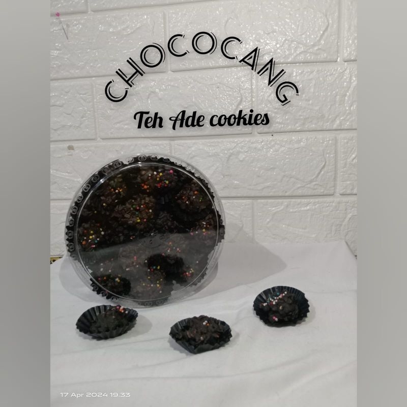 

kue lebaran premium | kue kering premium | kacang coklat | choco peanuts