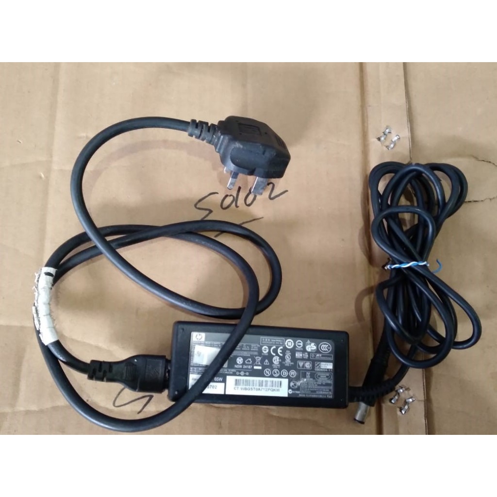 bekas normal Charger  Laptop HP 18.5V   3.5A JARUM hp compaq ces adaptor solo2 darma
