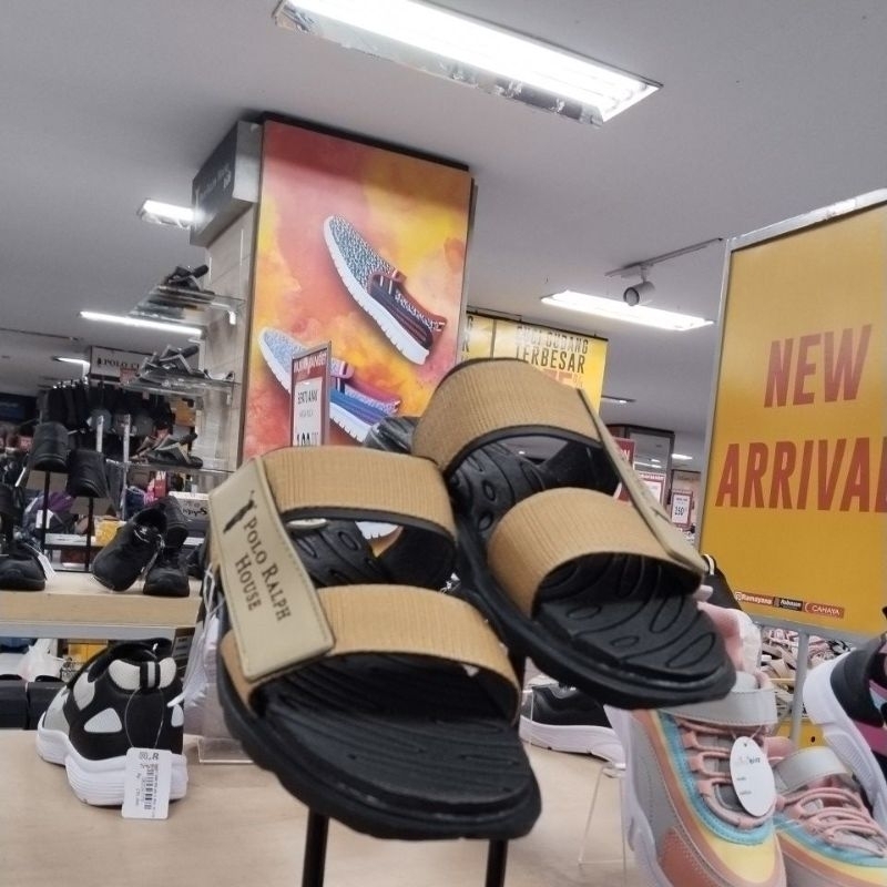 sandal polo pria