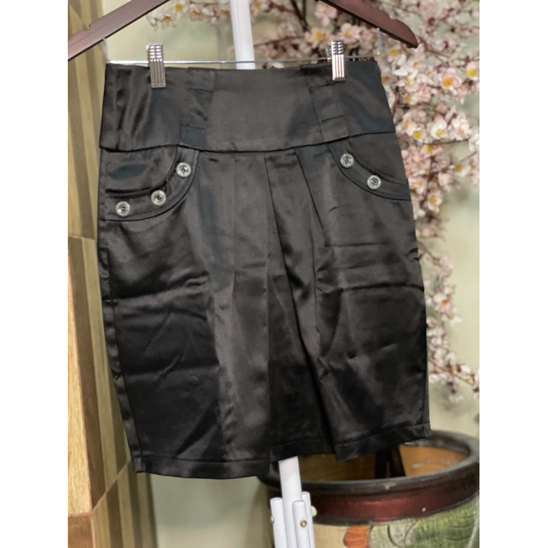 Rok Span Hitam Midi