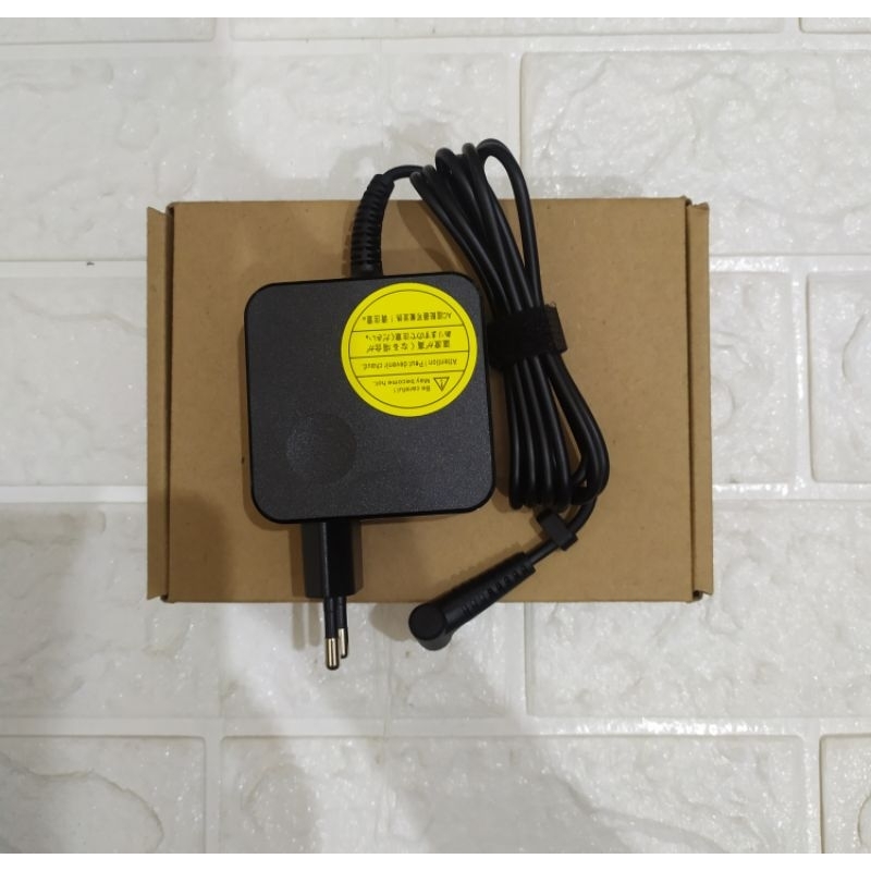 Adaptor lenovo ideapad 330