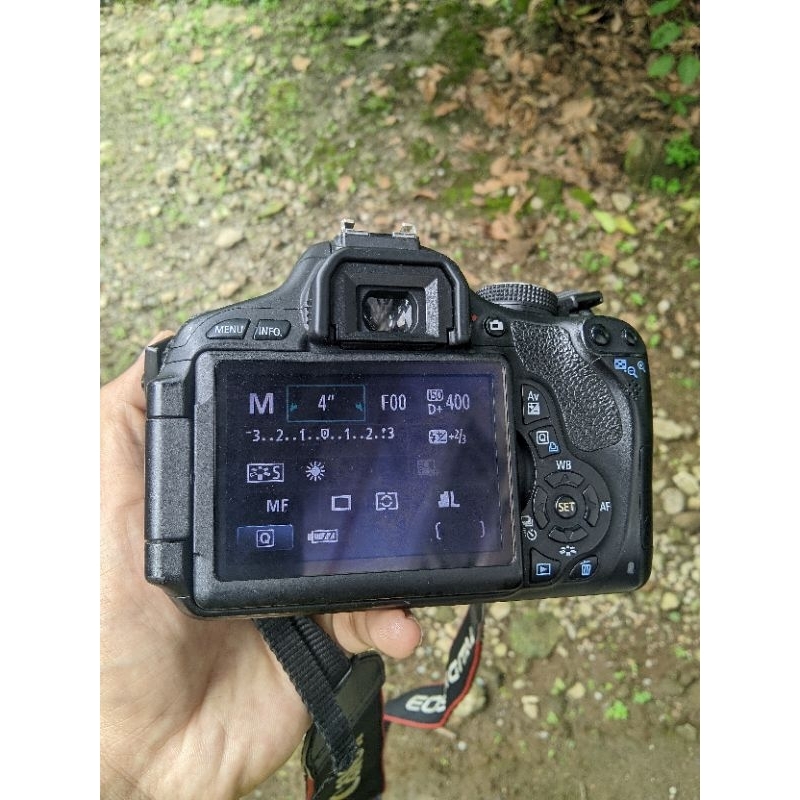 KAMERA CANON 600D BODY ONLY