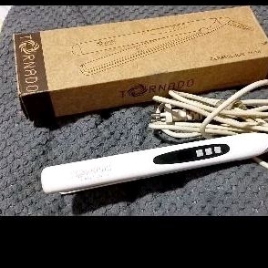 catokan rambut tornado