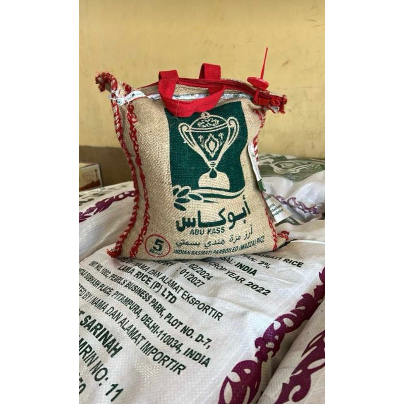 

Beras Basmati Rice Abukass 1kg- Beras Basmati Abu kass 5kg (100% ORGANIC)