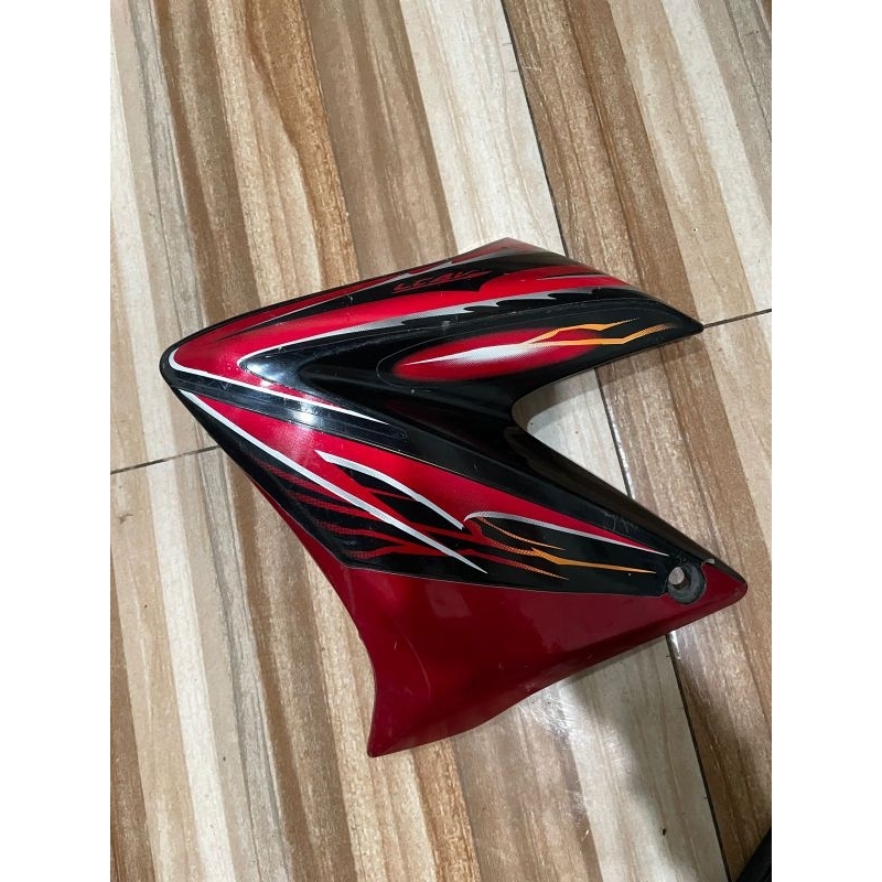 kiri saja sirip tangki Vixion Old second