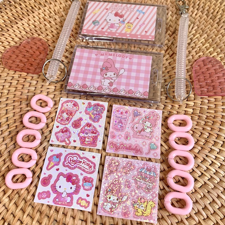 

ID Card Case Akrilik Stiker Set Karakter Kartun Lucu Unik Hello Kitty My Melody Cinnamoroll Kuromi Lanyard Name Tag Unik Lucu Hadiah Kado Gift