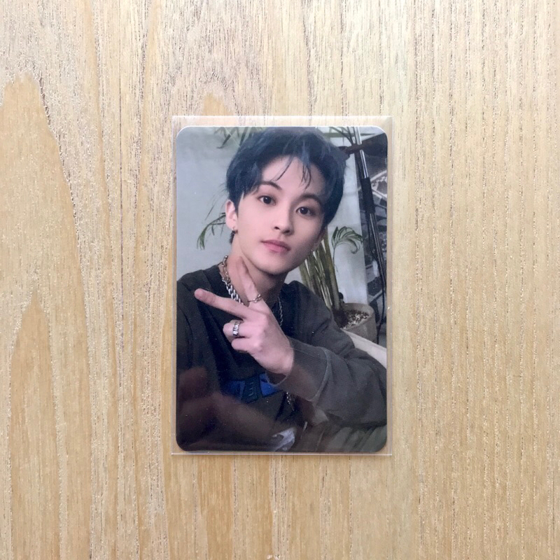 Photocard PC Mark Lee NCT DREAM Hot Sauce Album Boring Version