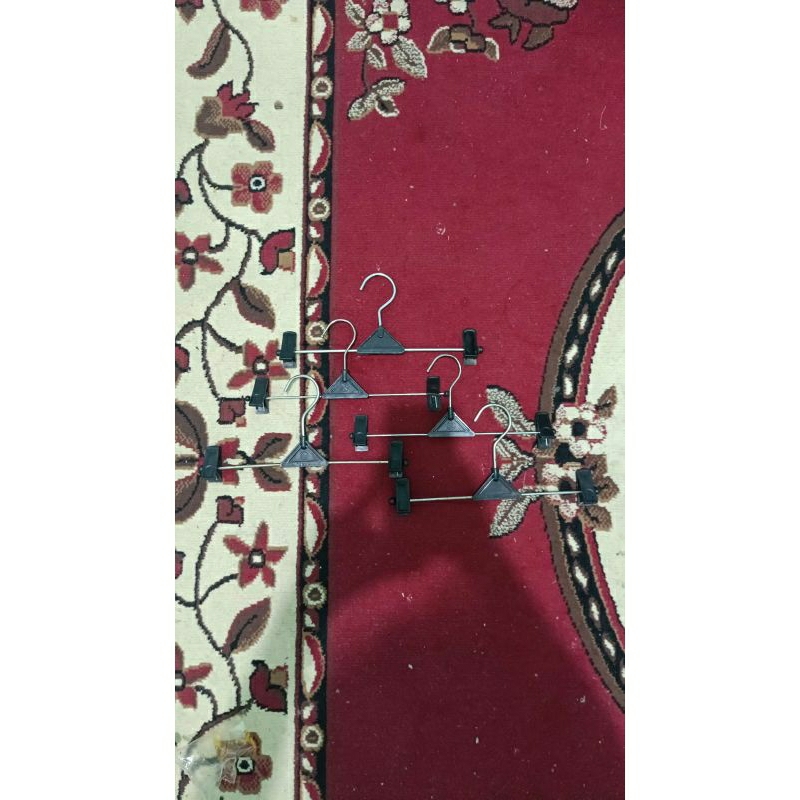 Hanger celana besi gantungan jepit