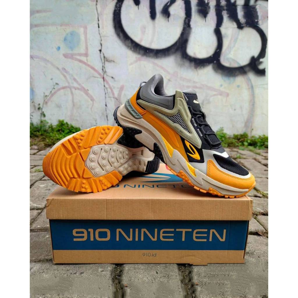 910 chiru aterun hitam orange sepatu running 910nineten original