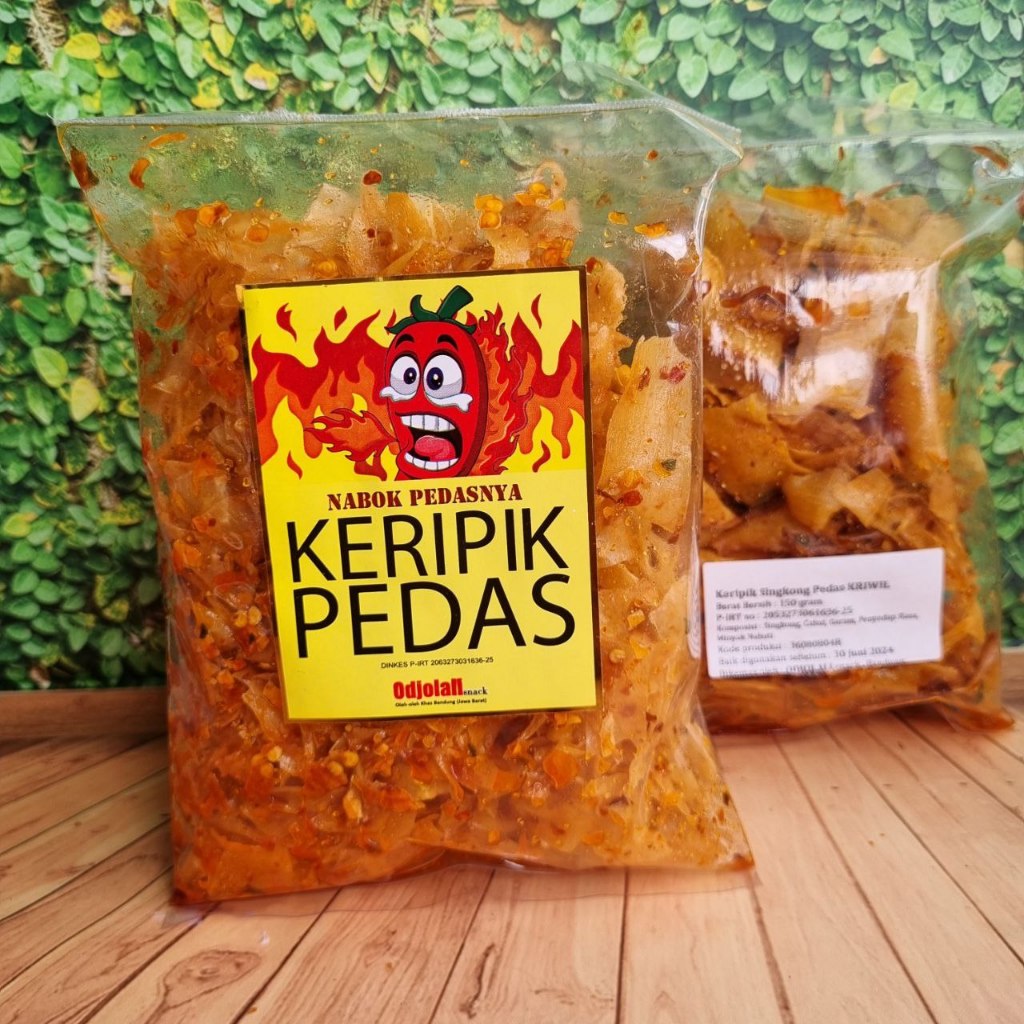 

Keripik Singkong Pedas Kriwil (150gr)