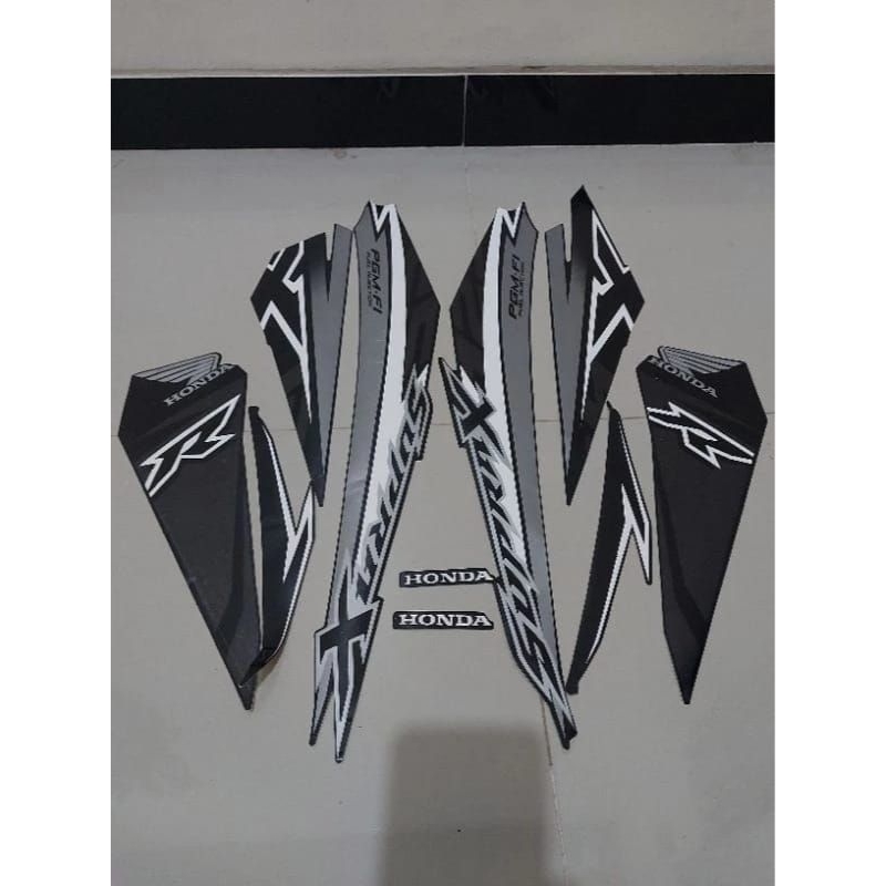 Striping Supra X 125 Fi 2018 hitam putih standart berkualitas