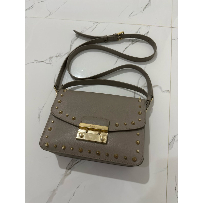 furla metropolis / julia stud crossbody tote slingback murah preloved bag