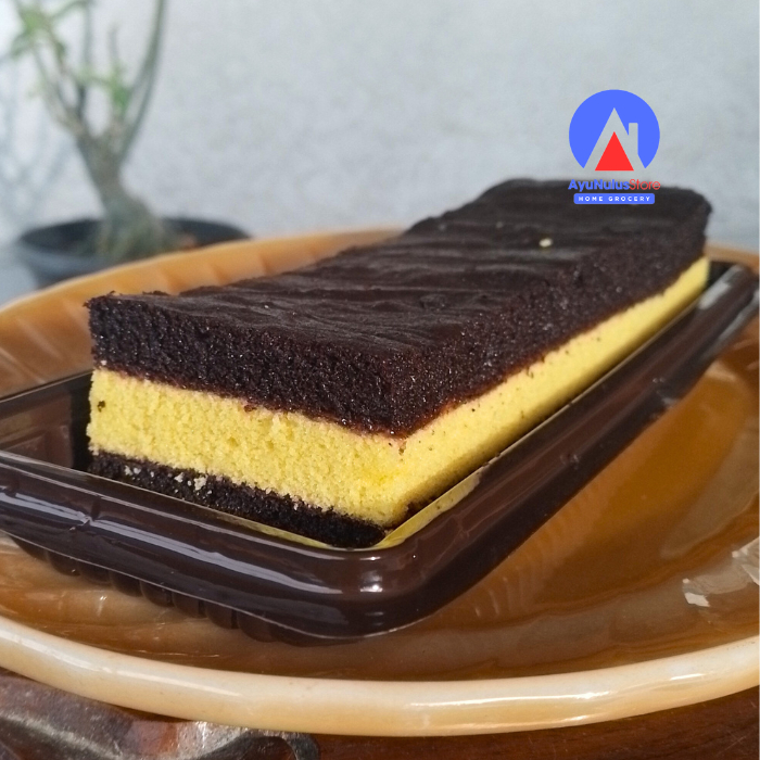 

Kue Spiku Lapis Surabaya Rasa Istimewa