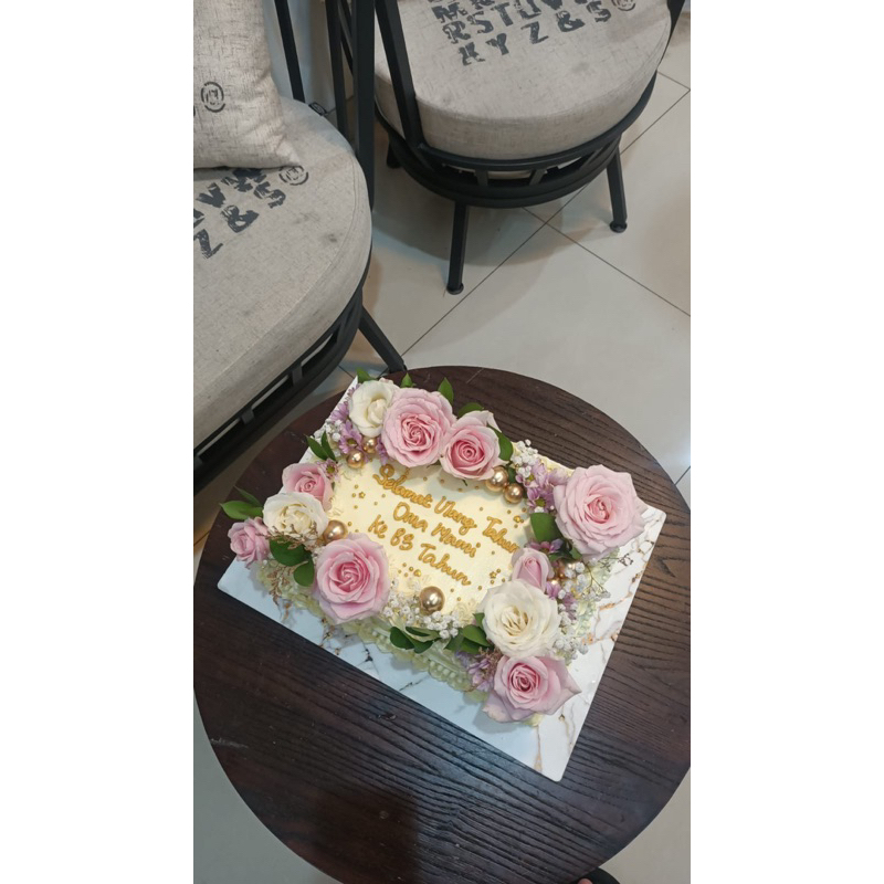 

Flower Cake 10x20 kue mawar fresh cake bunga fresh cake wedding cake ultah kue bunga